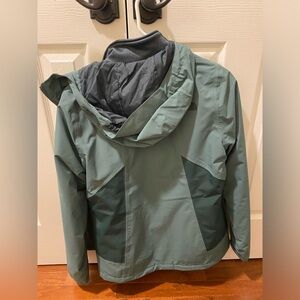 North Face Women’s Highanddry Triclimate 3in1 Jacket Green Sz Medium